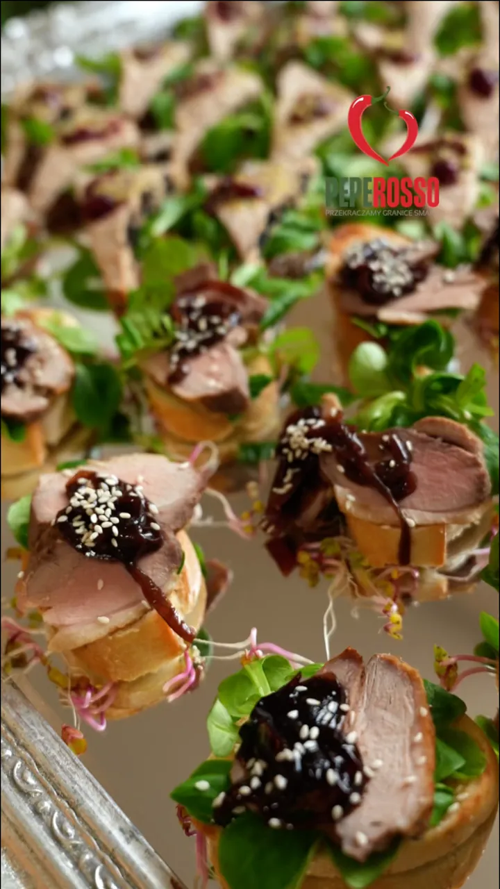 Food — OVIDEOMOWA realizacja video